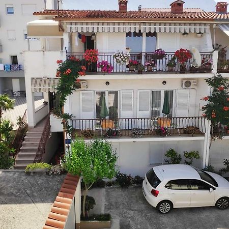 Apartman Rivana Baška Voda Esterno foto