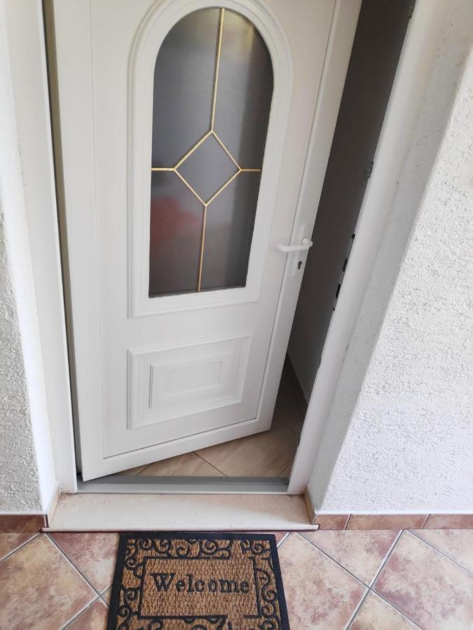 Apartman Rivana Baška Voda Esterno foto