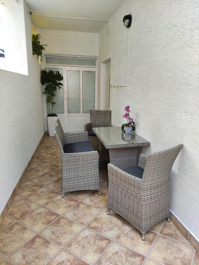 Apartman Rivana Baška Voda Esterno foto
